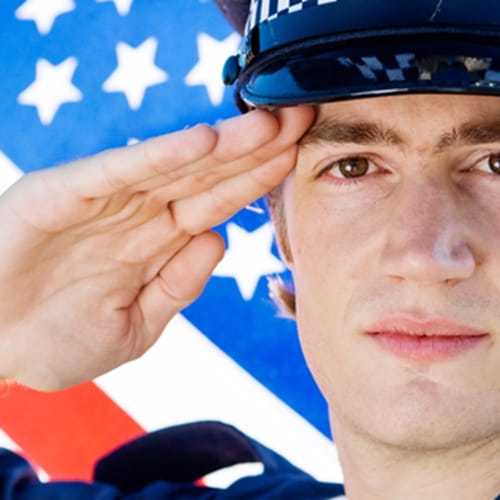 18 wheeler accident kills police officer